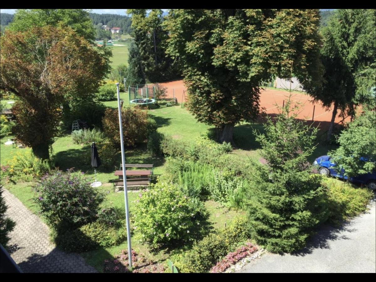 Georgihof Im Park Apartamento Unterburg am Klopeiner See Exterior foto
